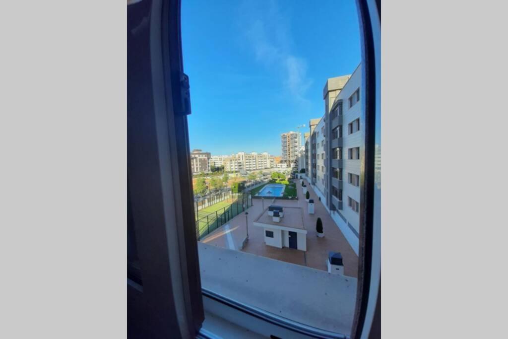 Appartement Piso céntrico con piscina,parking y jacuzzi à Cordoue Extérieur photo